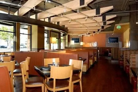 ****  Silver Cloud Hotel - Seattle Stadium United States
